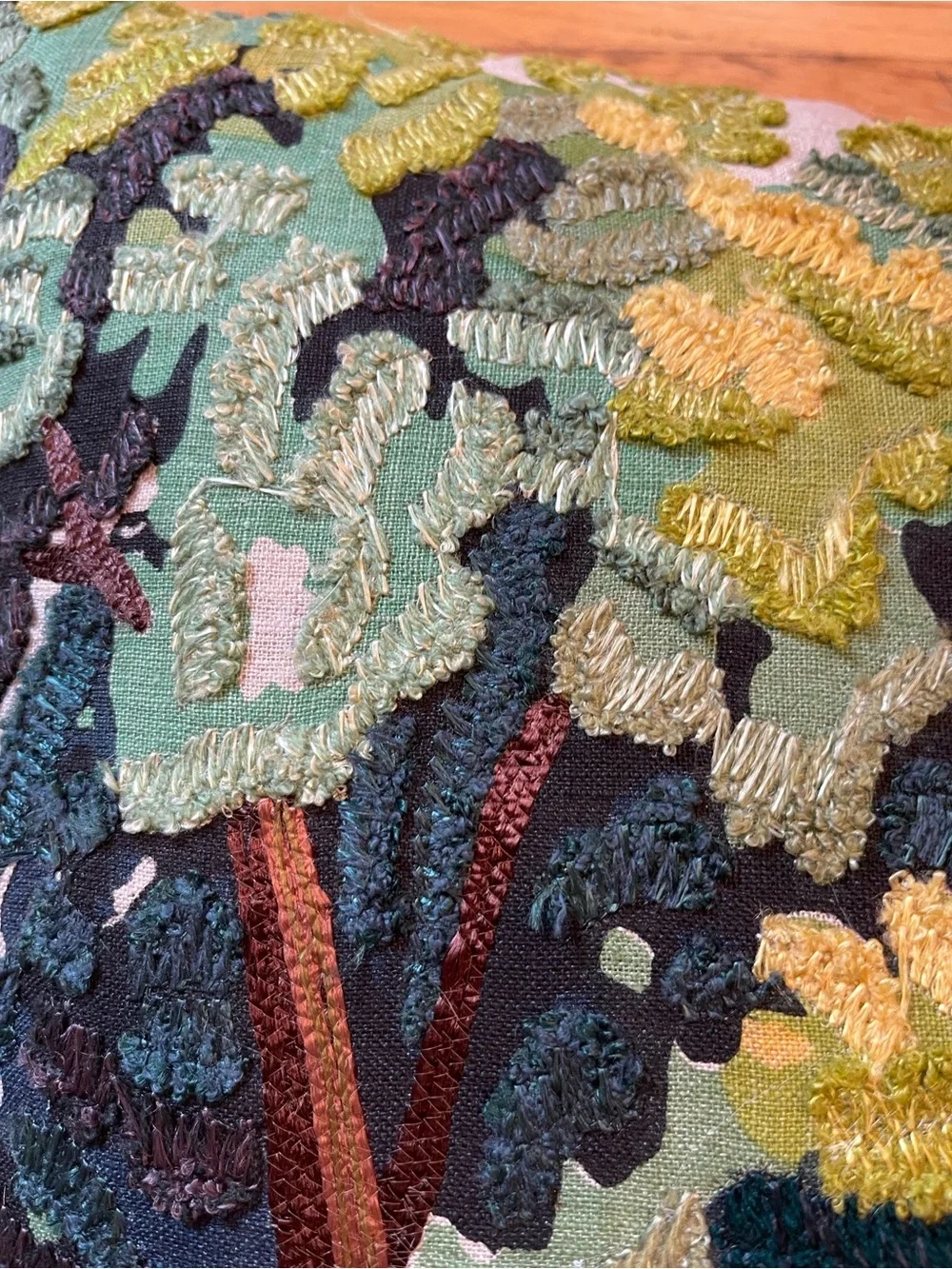 N/A stylish embroidered